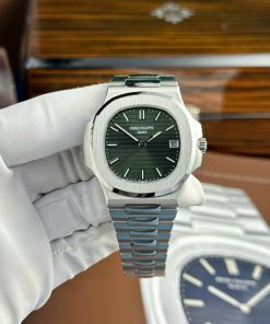 Patek Philippe Nautilus 5711 Green Dial Replica Watches Custom Like Auth (8)