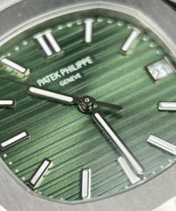 Patek Philippe Nautilus 5711 Replica Watches 3K Factory Green Dial 40mm (2)