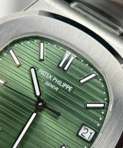 Patek Philippe Nautilus 5711 Replica Watches 3K Factory Green Dial 40mm (2)