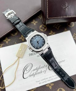 Patek Philippe Nautilus 5711 Replica Watches Leather Strap 3K Factory 40mm (5)