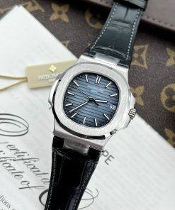 Patek Philippe Nautilus 5711 Replica Watches Leather Strap 3K Factory 40mm (5)