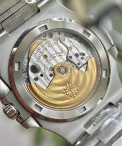 Patek Philippe Nautilus 5711 Replica Watches White Dial 3K Factory 40mm (2)