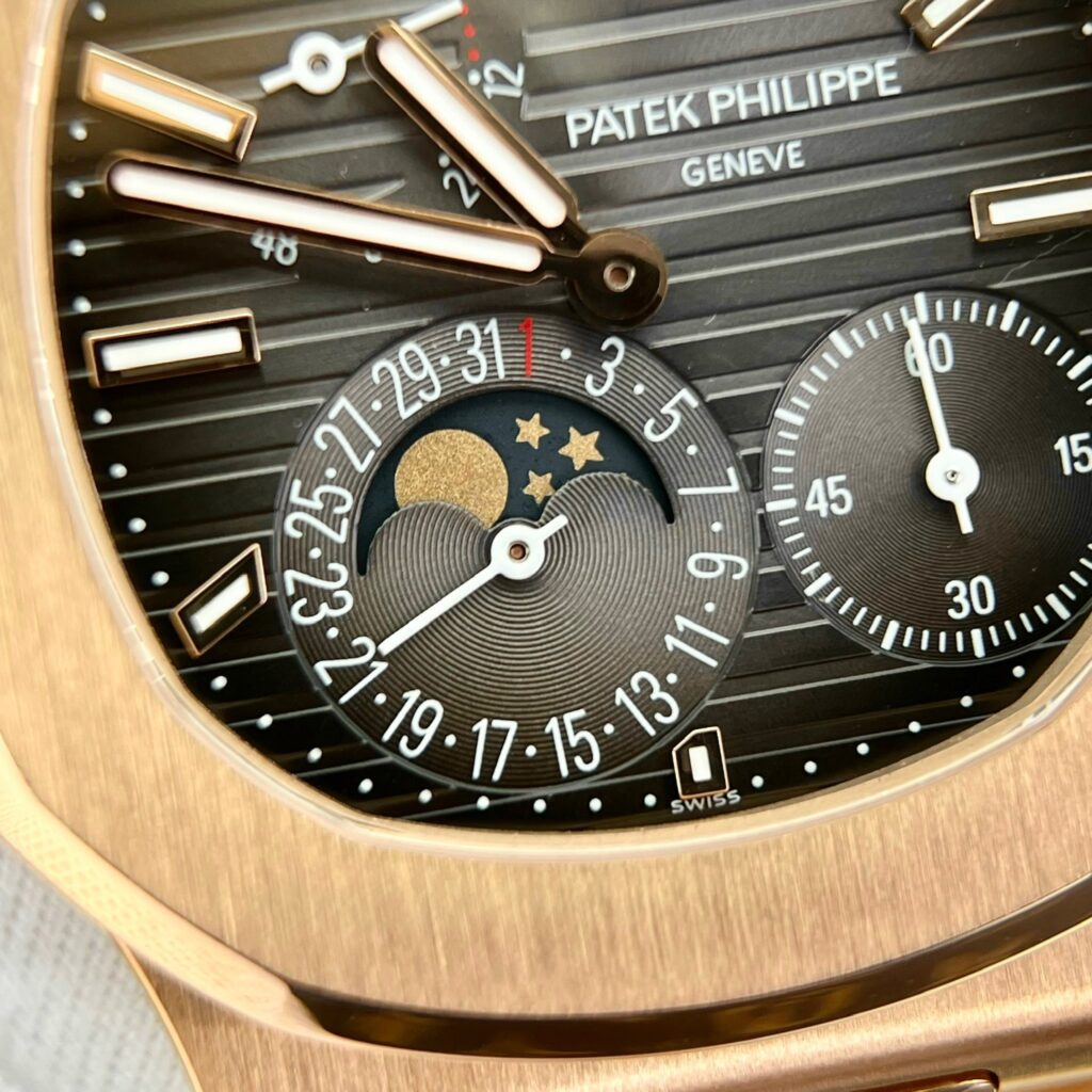 Patek Philippe Nautilus 5712 18K Gold Wrapped PPF Factory Replica Watches 40mm (11)