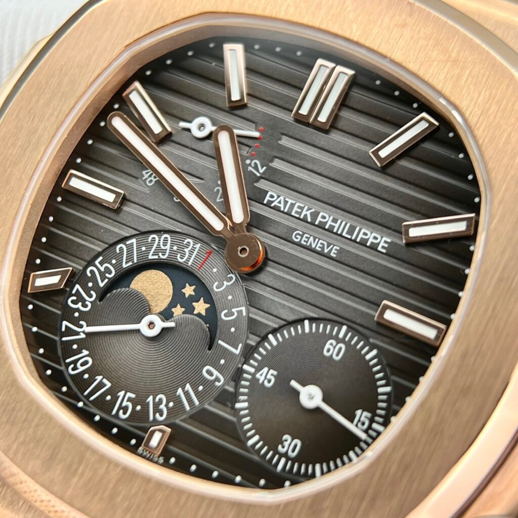 Patek Philippe Nautilus 5712 18K Gold Wrapped PPF Factory Replica Watches 40mm (11)