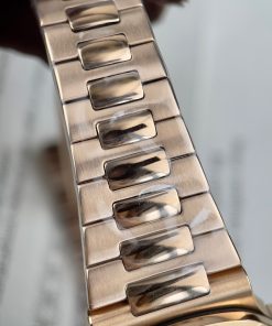 Patek Philippe Nautilus 5712 Chocolate Dial Replica Watches GR Factory 40mm (7)