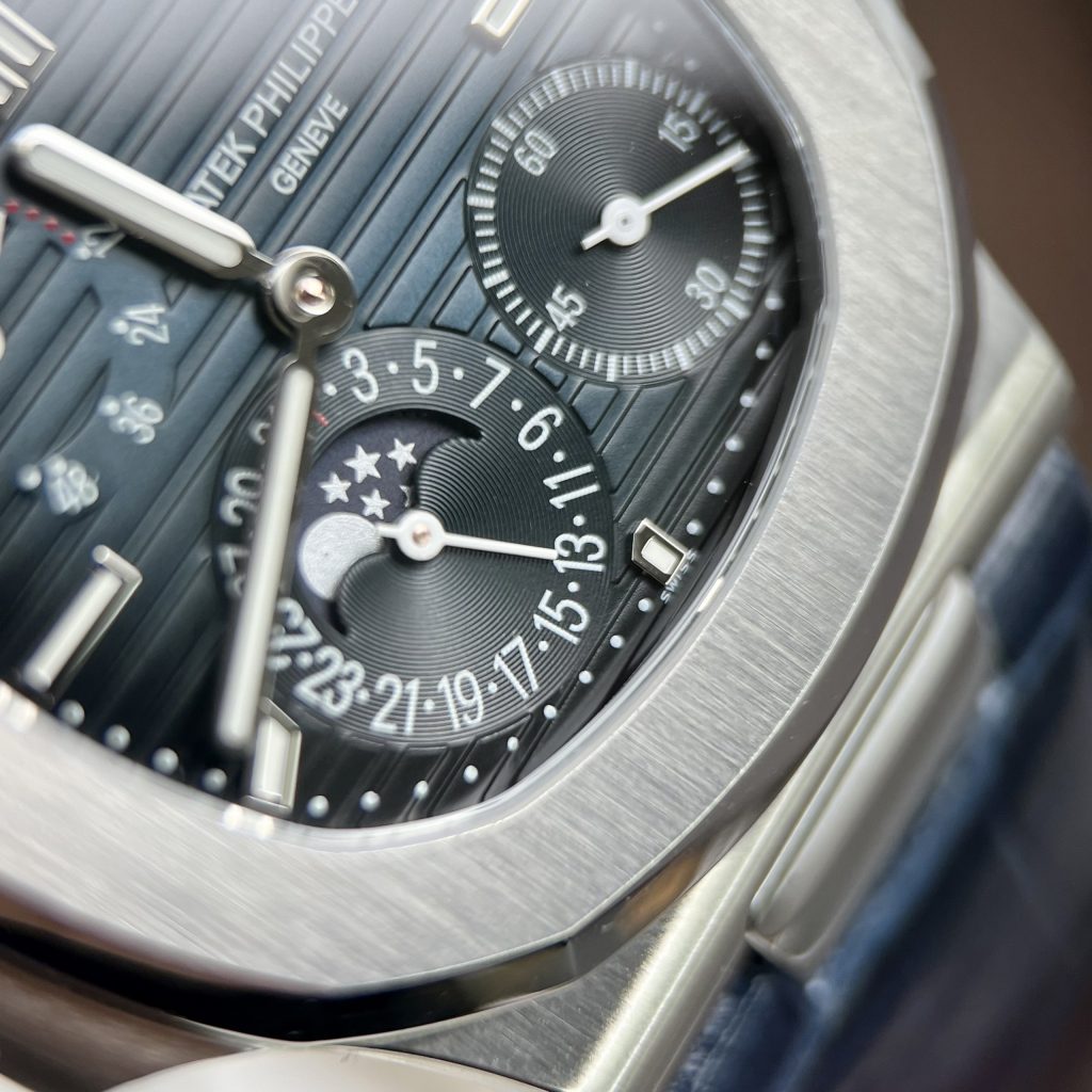 Patek Philippe Nautilus 5712 Replica Watches Blue Leather GR Factory 40mm (3)