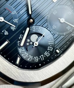 Patek Philippe Nautilus 5712 Replica Watches Stainless Steel GR Factory 40mm (1)