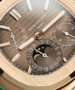 Patek Philippe Nautilus 5712 Rose Gold 18K Replica Watches Best Quality 40mm (2)