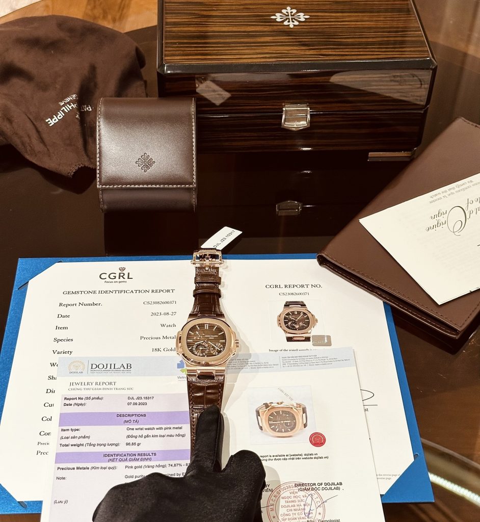 Patek Philippe Nautilus 5712R 18K Gold Wrapped Chocolate Dial GR Factory 40mm (1)