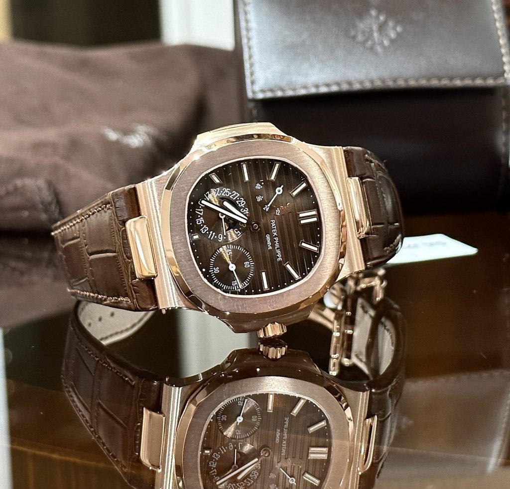 Patek Philippe Nautilus 5712R 18K Gold Wrapped Chocolate Dial GR Factory 40mm (1)