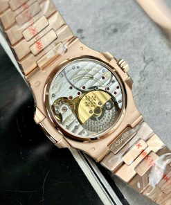 Patek Philippe Nautilus 5712R 18K Rose Gold Wrapped Chocolate Dial 40mm (2)