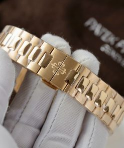 Patek Philippe Nautilus 5712R Gold Wrapped Refined Version Best Replica Watch PPF 40mm (2)