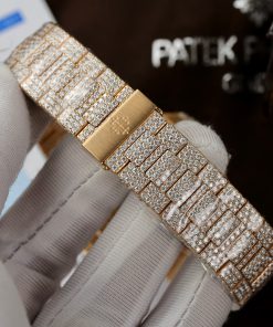 Patek Philippe Nautilus 5719 18K Gold Wrapped Customs Full Moissanite Diamonds 40mm (13)