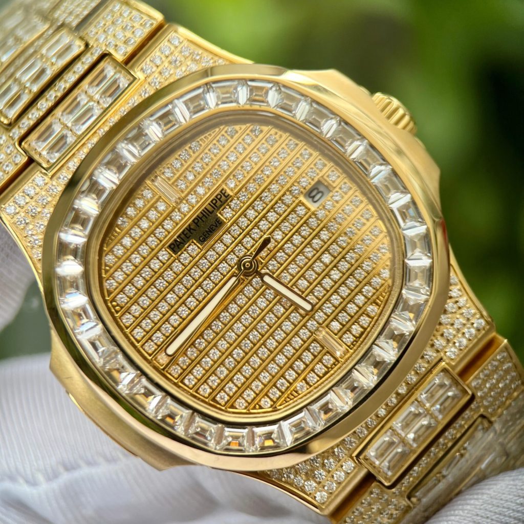 Patek Philippe Nautilus 5719 Full Diamonds Best Replica Watches 40mm (4)