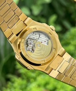 Patek Philippe Nautilus 5719 Full Diamonds Best Replica Watches 40mm (4)