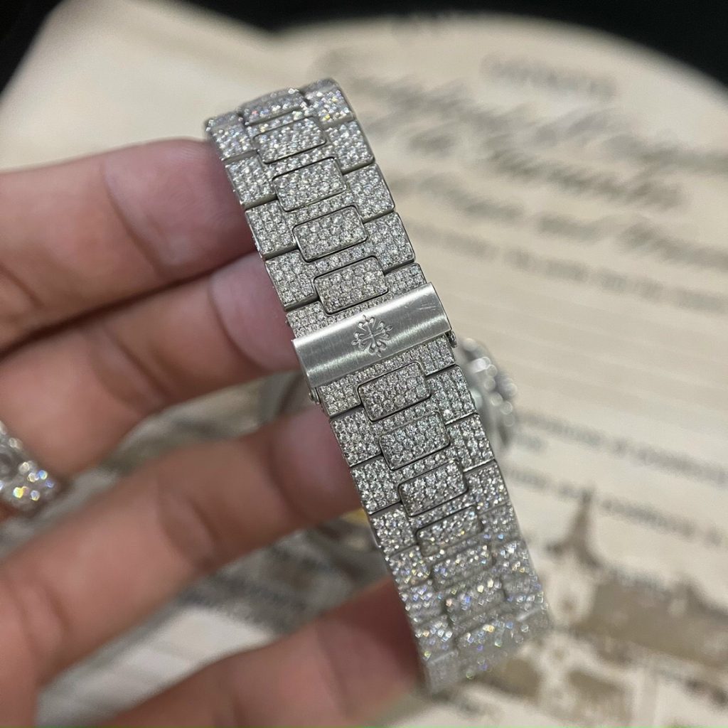 Patek Philippe Nautilus 5719 Iced Out Moissanite Best Replica Watch 40mm