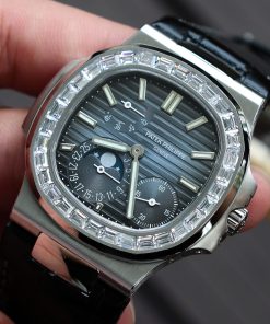 Patek Philippe Nautilus 5722G Replica 11 Watch Dial Blue PPF Factory 40mm (2)