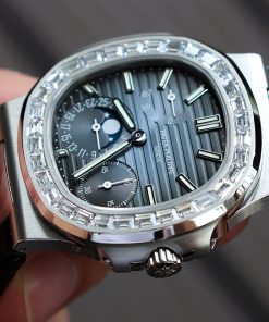 Patek Philippe Nautilus 5722G Replica 11 Watch Dial Blue PPF Factory 40mm (2)