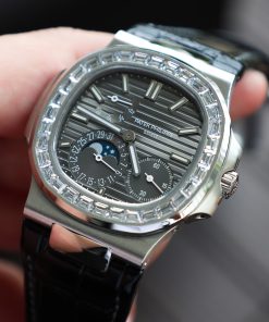 Patek Philippe Nautilus 5722G Replica 11 Watches Dial Gray PPF Factory 40mm (2)