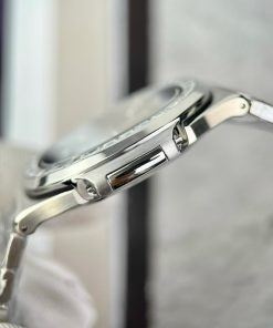 Patek Philippe Nautilus 5723 Custom Moissanite Baguette Diamonds 40mm (2)