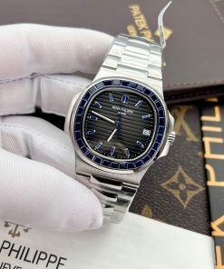Patek Philippe Nautilus 5723 Custom Synthetic Blue Sapphire 40mm (1)