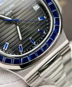 Patek Philippe Nautilus 5723 Custom Synthetic Blue Sapphire 40mm (1)