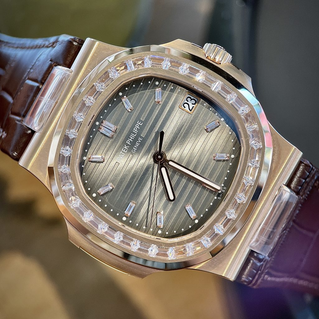 Patek Philippe Nautilus 5723 Replica Watches Brown Leather Stap PPF Factory 40mm (1)