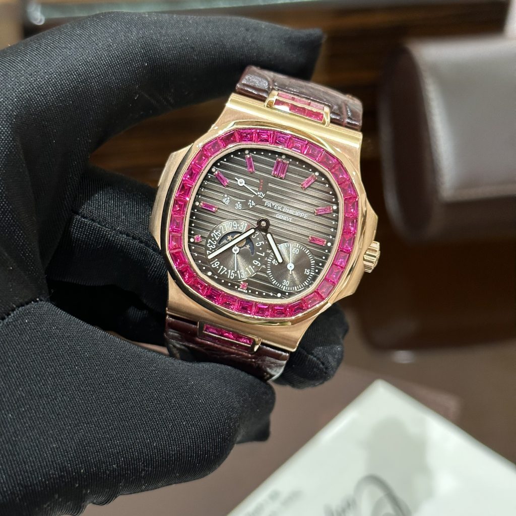 Patek Philippe Nautilus 5724 18K Gold Wrapped Custom Red Ruby 40mm (1)