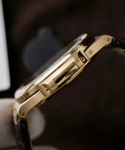 Patek Philippe Nautilus 5724 Best Replica Watch Custom Gold Wrapped Moissanite Diamonds PPF Factory 40mm (2)