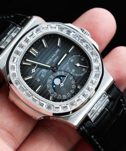 Patek Philippe Nautilus 5724G Replica 11 Watch Dial Blue PPF Factory 40mm (2)