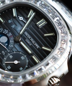 Patek Philippe Nautilus 5724G Replica 11 Watch Dial Blue PPF Factory 40mm (2)