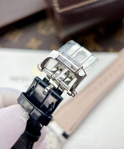 Patek Philippe Nautilus 5724G Replica Watches Blue Dial GR Factory