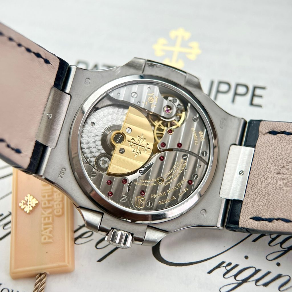 Patek Philippe Nautilus 5724G Replica Watches Blue Dial GR Factory