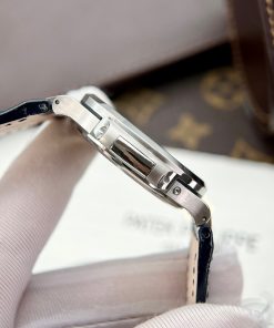 Patek Philippe Nautilus 5724G Replica Watches Blue Dial GR Factory