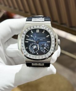 Patek Philippe Nautilus 5724G Replica Watches Blue GR Factory 40mm (2)