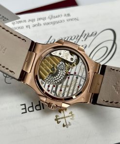 Patek Philippe Nautilus 5724R Gold Wrapped & Red Ruby ​​Gemstone 40mm (1)