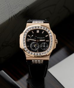 Patek Philippe Nautilus 5724R Replica GR Factory Black Leather Strap 40mm (1)