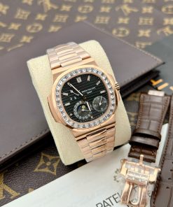 Patek Philippe Nautilus 5724R Replica Watches Best Quality 40mm (10)
