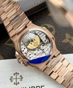 Patek Philippe Nautilus 5724R Replica Watches Best Quality 40mm (10)