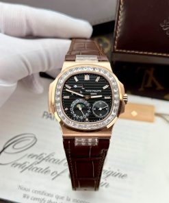 Patek Philippe Nautilus 5724R Replica Watches GR Factory 40mm (9)