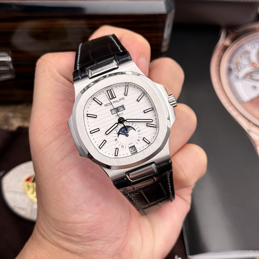 Patek Philippe Nautilus 5726 Replica Watch White Dial GR Factory (6)