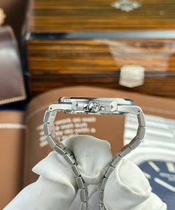 Patek Philippe Nautilus 5811 Customs Like Auth Super Vip Best Replica (2)