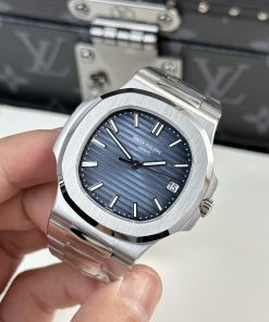 Patek Philippe Nautilus 5811 Replica Watches Blue Dial Metal Wire 3K Factory 41mm (1)