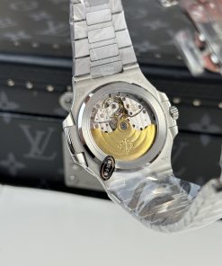 Patek Philippe Nautilus 5811 Replica Watches Blue Dial Metal Wire 3K Factory 41mm (1)