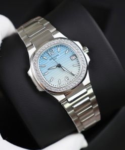 Patek Philippe Nautilus 7010G Best Replica Watch GR Factory 32mm (2)
