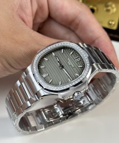 Patek Philippe Nautilus 7118-1200A Bezel Diamonds 3K Factory 35 (1)