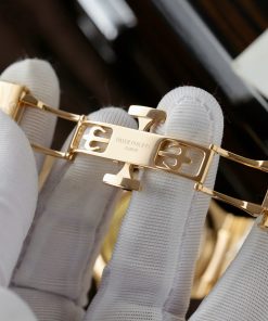 Patek Philippe Nautilus 7118-1300R Replica Watch Custom Gold Wrapped 35 (2)
