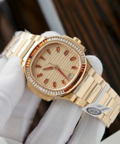 Patek Philippe Nautilus 7118-1300R Replica Watch Custom Gold Wrapped 35 (2)