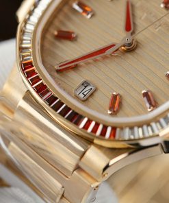 Patek Philippe Nautilus 7118-1300R Replica Watch Custom Gold Wrapped 35 (2)