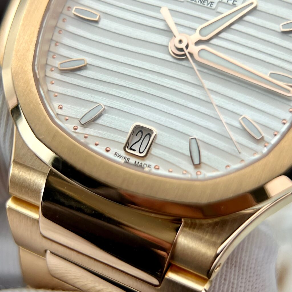 Patek Philippe Nautilus 7118 Gold Wrapped Replica Watch 3K Factory (5)